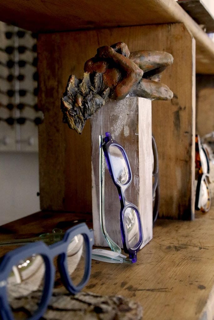 Vitrine Sculptrice Caroline Strande - Atelier aux Lunettes - Sotteville les Rouen - IMG-06